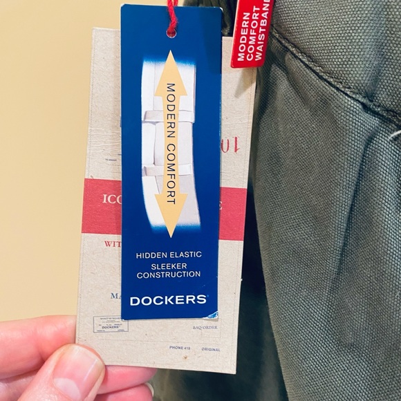 🌟HP🌟NWT Olive Green Dockers Iconic Flat front Straight Leg Cargo Pants 36 x 30 - Picture 10 of 10